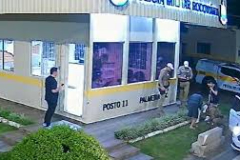 Policiais rodoviários de Palmeira salvam bebê de 16 dias engasgado na SC-114